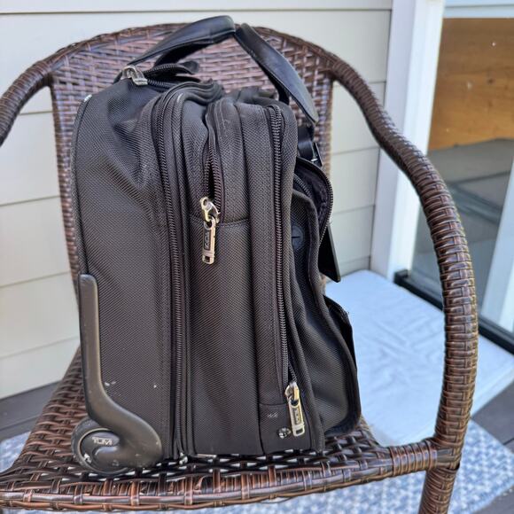 TUMI Alpha Deluxe Wheel Rolling Expandable Carry On 26103D4 Ballistic Nylon 17" - Picture 10 of 12